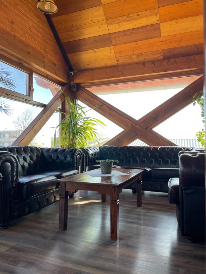 Granarollo Penzion Pizzeria Mlynany Eksteriør billede