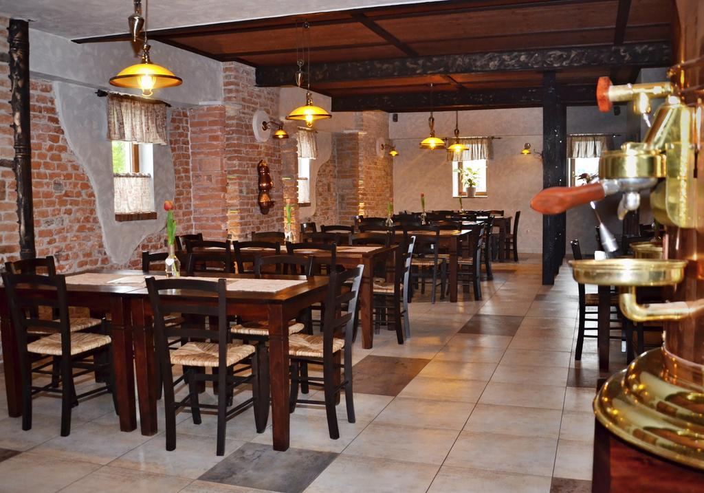 Granarollo Penzion Pizzeria Mlynany Eksteriør billede